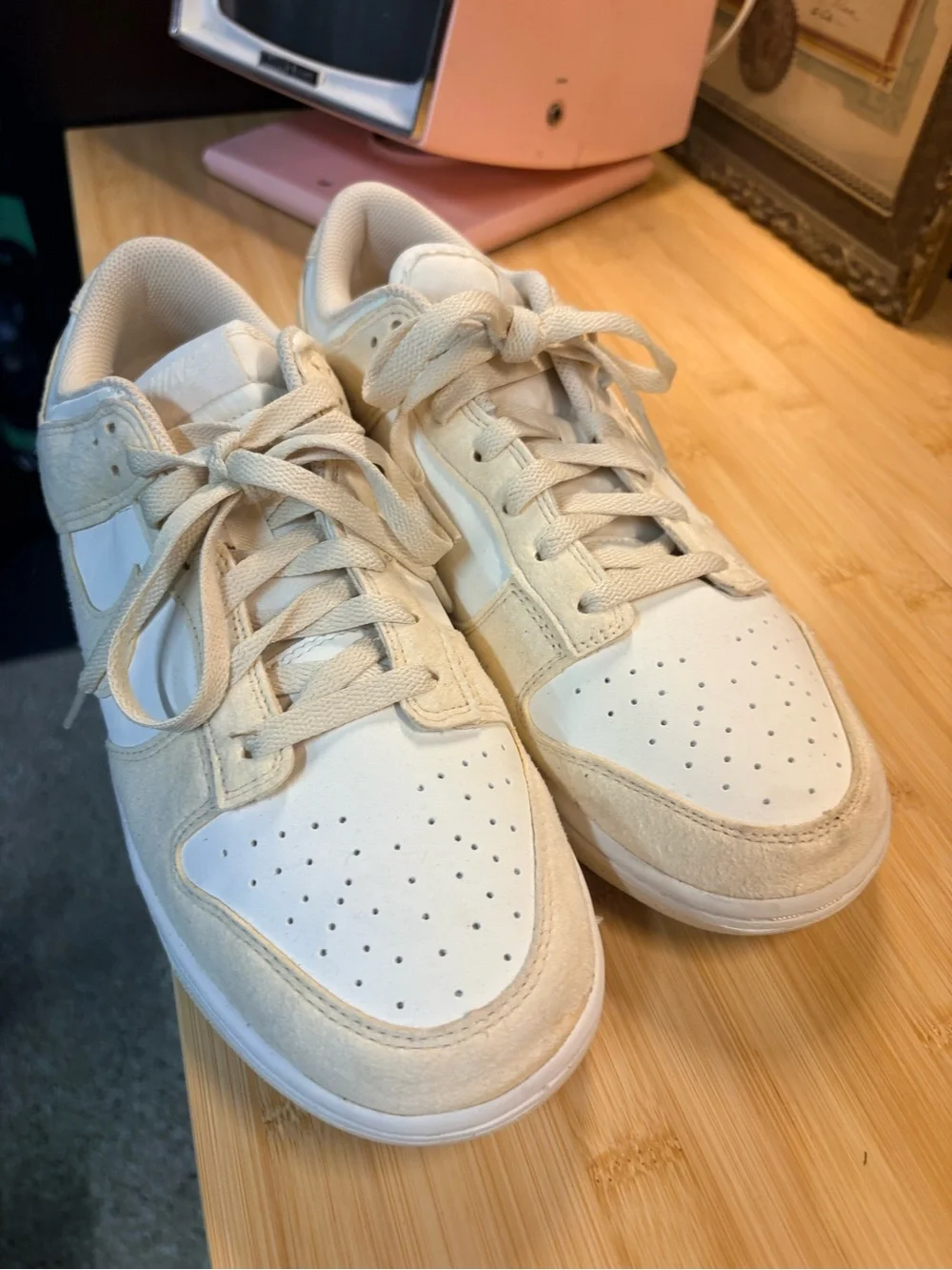 Nike low top